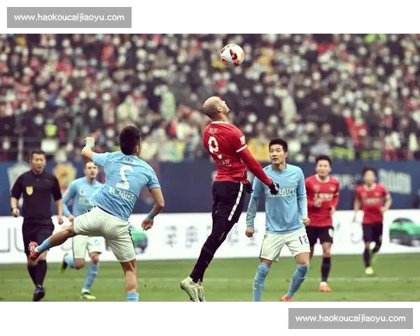 中超最新赛季风云变幻球队表现与球迷热情全解析 中超最新赛季风云变幻球队表现与球迷热情全解析